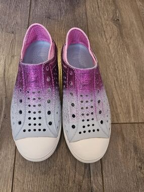NWOT Skechers Youth Girls Foamies Guzman Steps Slip On - Size 5Y